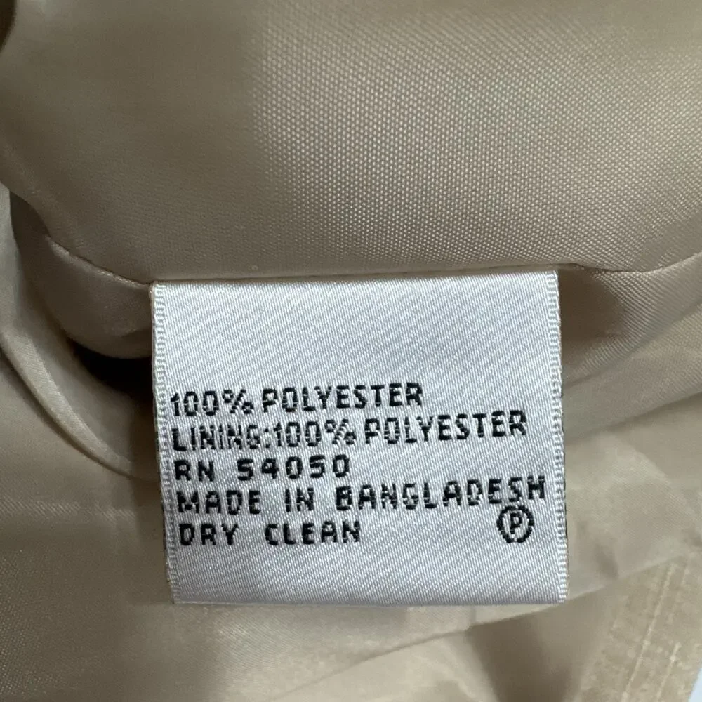 Le Suit Women's Blazer Jacket Pleated Colar Three Button Size 18 Beige Classic - Picture 4 of 10